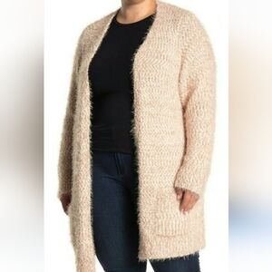 Chelsea & Theodore long line eyelash kint cardigan